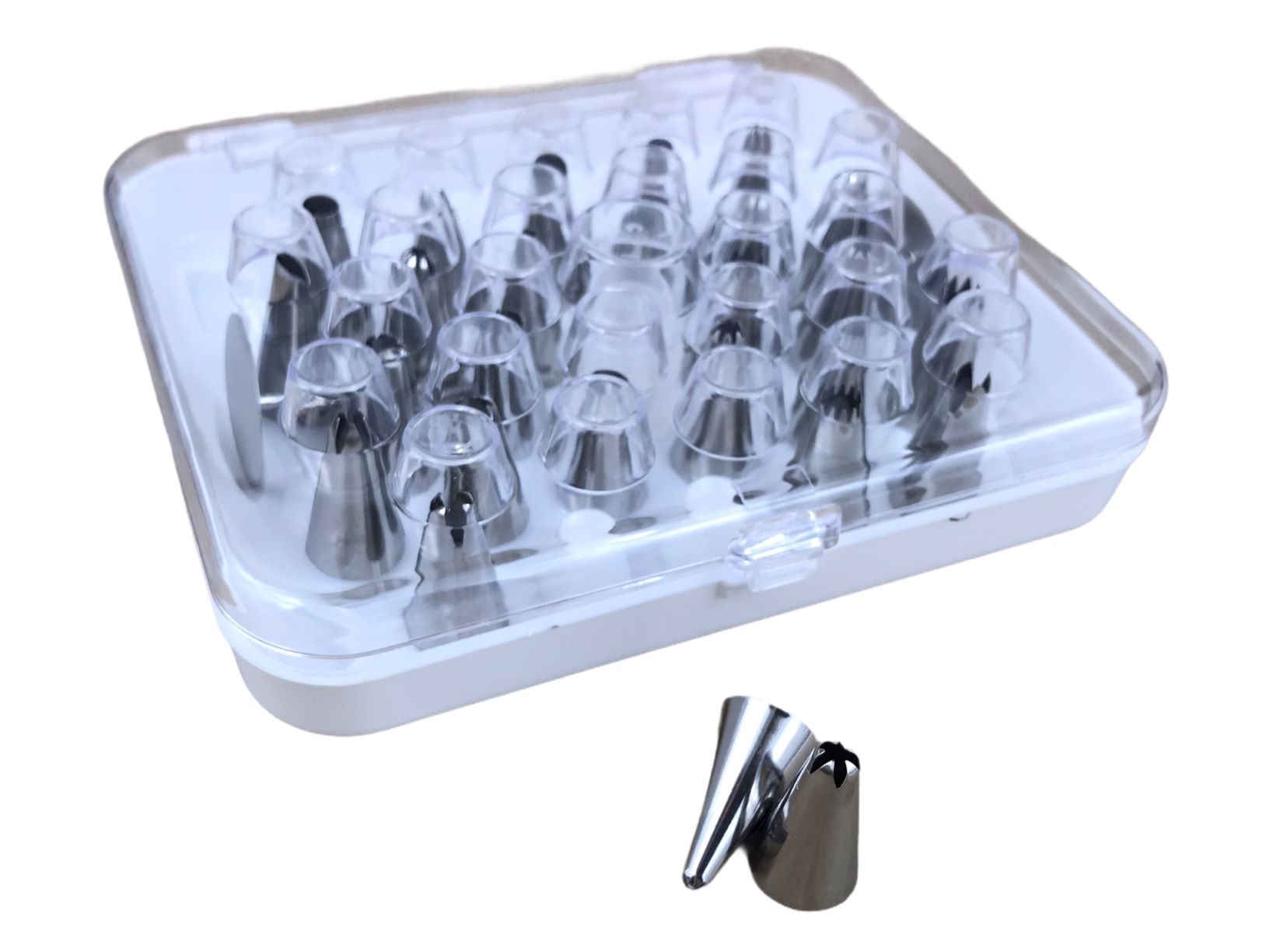 Набор кондитерских насадок в кейсе с адаптером и кондитерским гвоздем 26 шт d 1,7 см 