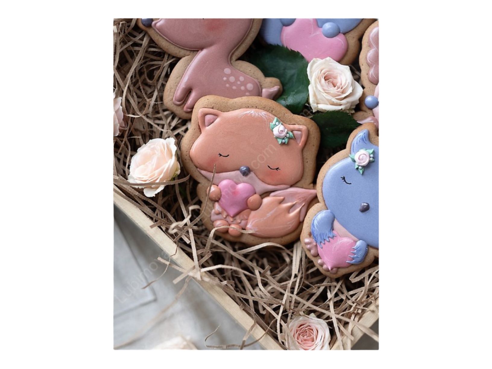 Форма  с трафаретом для пряников  "Лисенок с сердечком в лапках" 9см